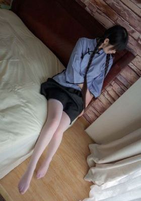 伊甸园在线观看国产周甯