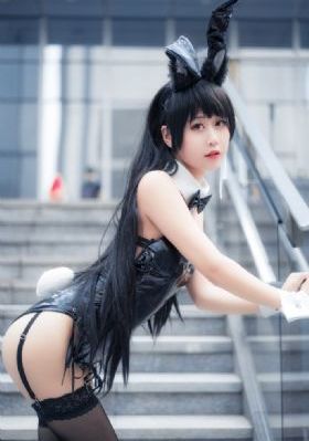 与黑帮老大的女主第一季免费